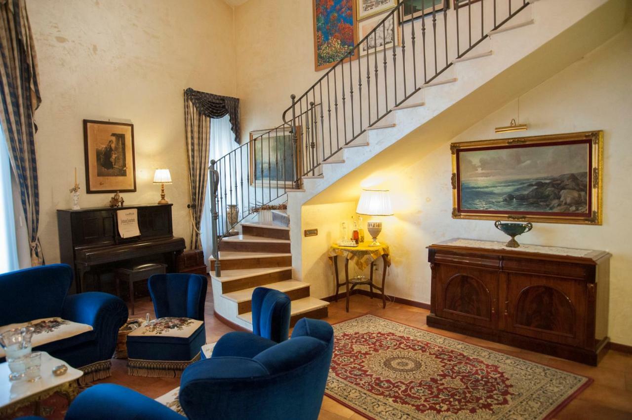 Residenza D'Oria B&B Foggia Exterior foto
